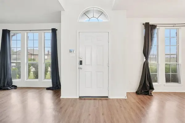 3330 Midstream Court, Mesquite, TX 75181