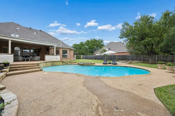 1309 Meadow Ridge Court, Southlake, TX 76092