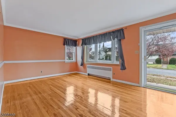 159 Sherwood Ave, Teaneck Twp., NJ 07666