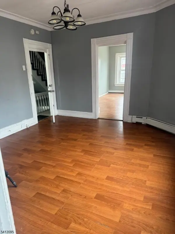 212 N 7Th St #2, Newark City, NJ 07107