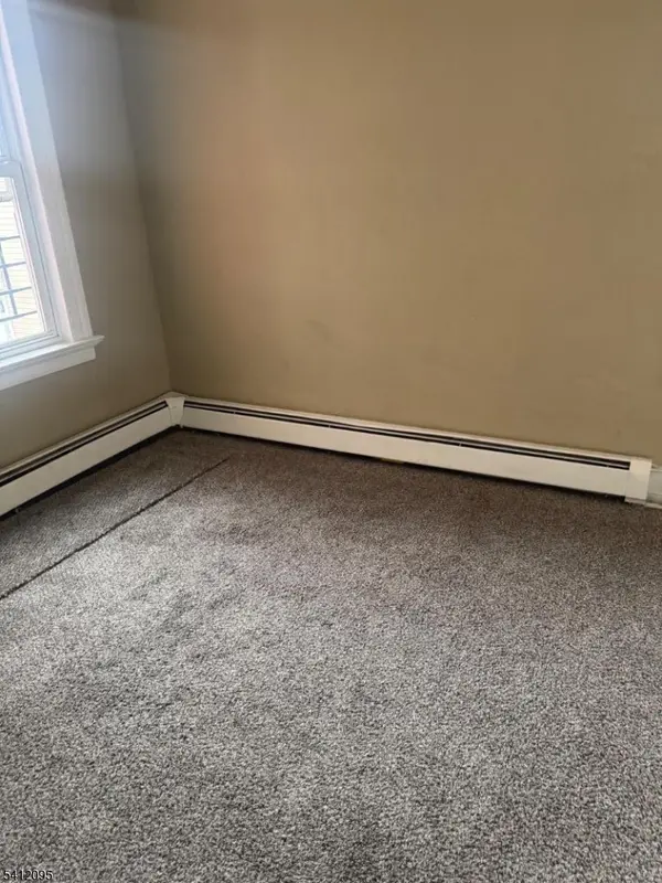 212 N 7Th St #2, Newark City, NJ 07107