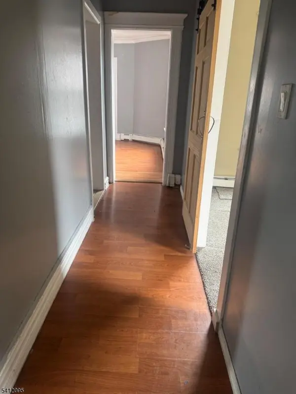 212 N 7Th St #2, Newark City, NJ 07107