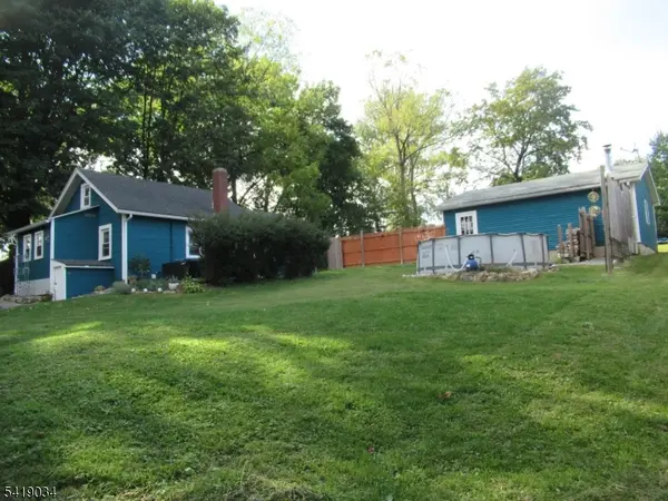 223 Washburn Ave, Washington Twp., NJ 07882