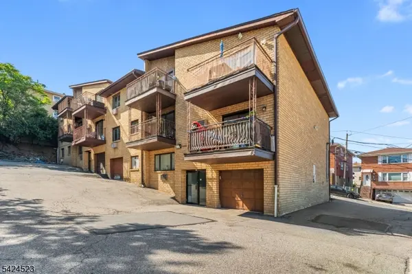 1616 74Th St, North Bergen Twp., NJ 07047