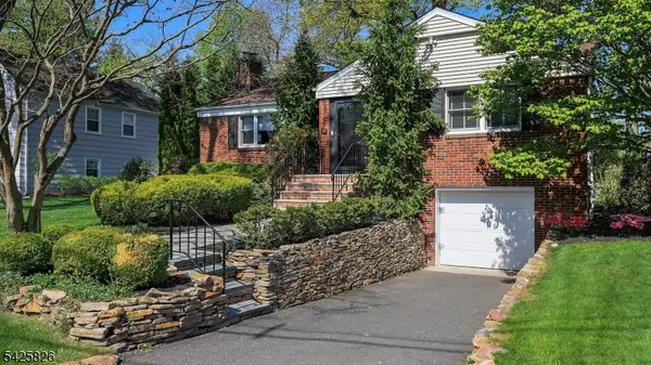 721 Kimball Ave, Westfield Town, NJ 07090