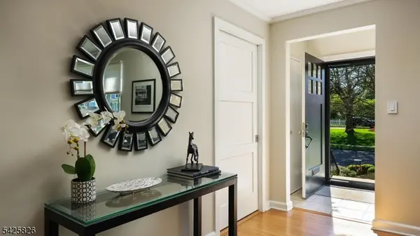 721 Kimball Ave, Westfield Town, NJ 07090