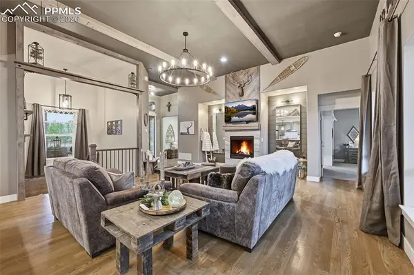 1426 Shady Glen LN, Monument, CO 80132