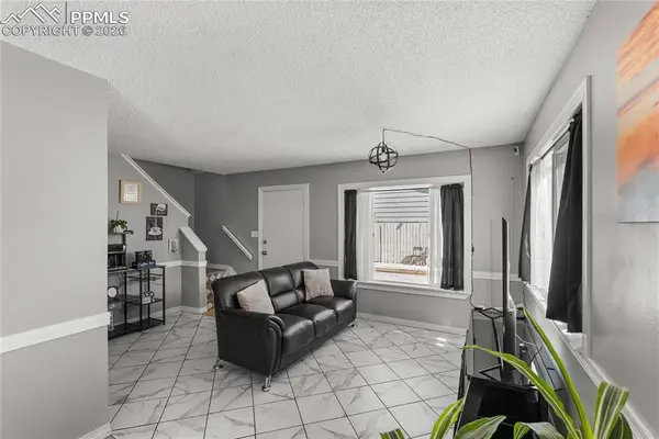 2038 Pepperwood DR, Colorado Springs, CO 80910