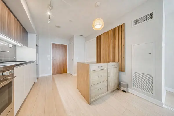 85 Queens Wharf RD #2611, Toronto C01, ON M5V 0J9