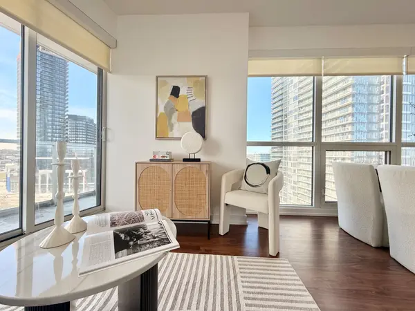 115 McMahon DR #1003, Toronto C15, ON M2K 0E3