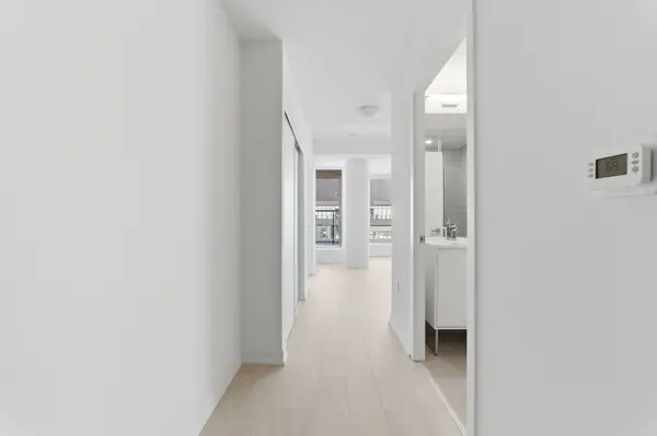 1 Quarrington LN #3501, Toronto C13, ON M3C 0S4