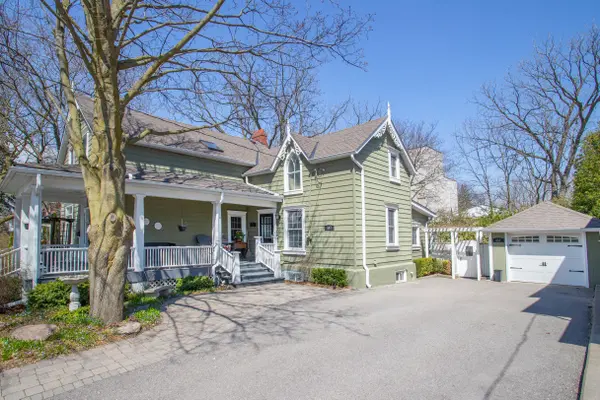 117 Euclid ST, Whitby, ON L1N 5B1