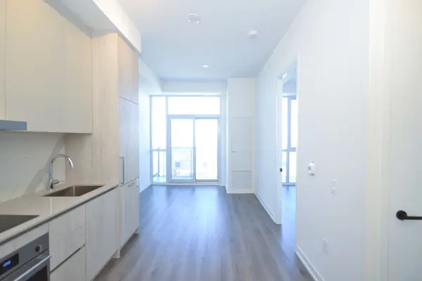 225 Commerce ST #2711, Vaughan, ON L4K 5Z7