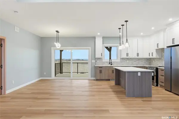 8 Cardinal DRIVE, Dundurn Rm No. 314, SK S7C 0C3