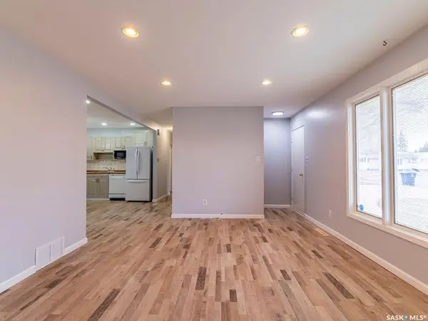 2518 Tomlinson CRESCENT, Saskatoon, SK S7L 3N2