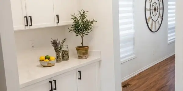 65 Fairhill AVE, Brampton, ON L7A 2E8