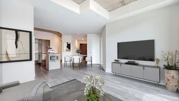 57 Brock AVE #213, Toronto W01, ON M3H 3N2