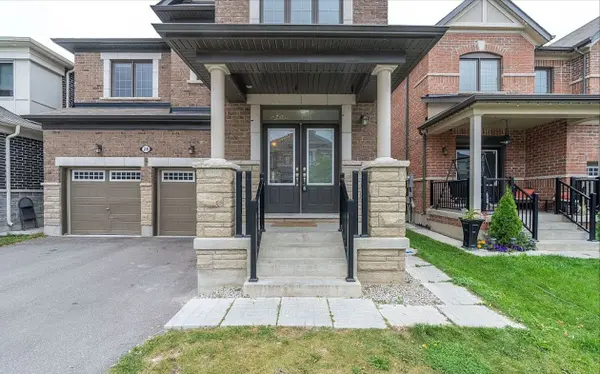 24 Herrick DR, Brampton, ON L7A 5G2