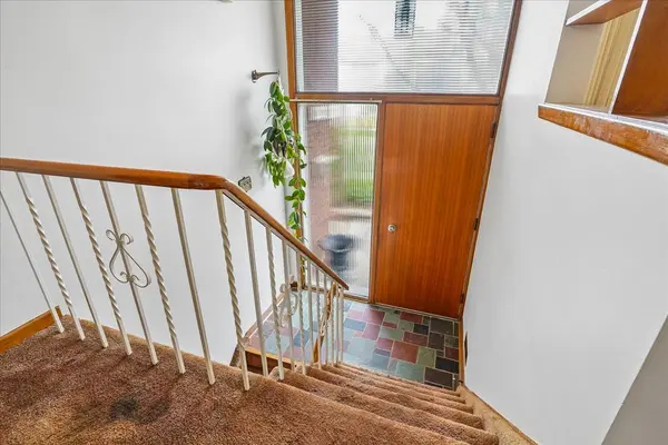 1639 Sunnycove DR, Mississauga, ON L4X 1B6