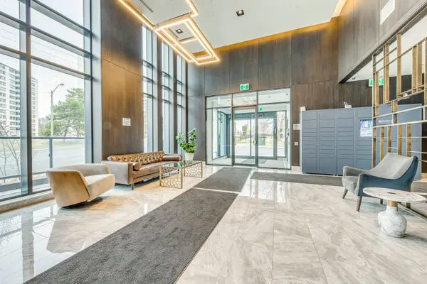 1461 Lawrence AVE W #1104, Toronto W04, ON M6L 0A6