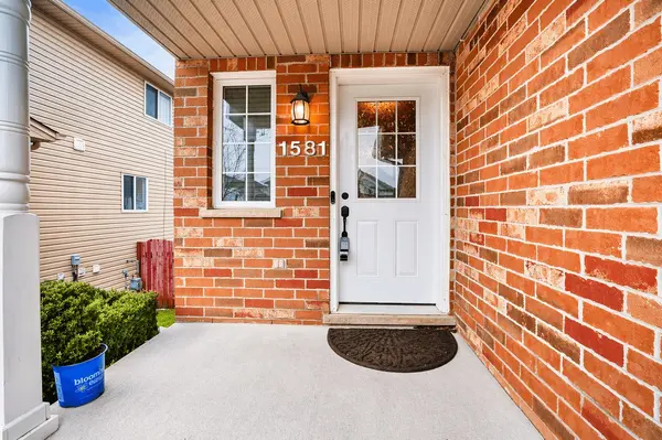 1581 Purser ST, London East, ON N5V 5J3