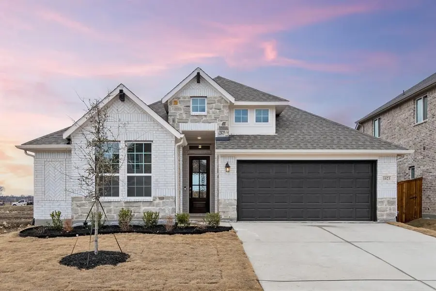 1023 Wheatland, Justin, TX 76247