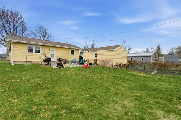 1045 25th Street, Marion, IA 52302