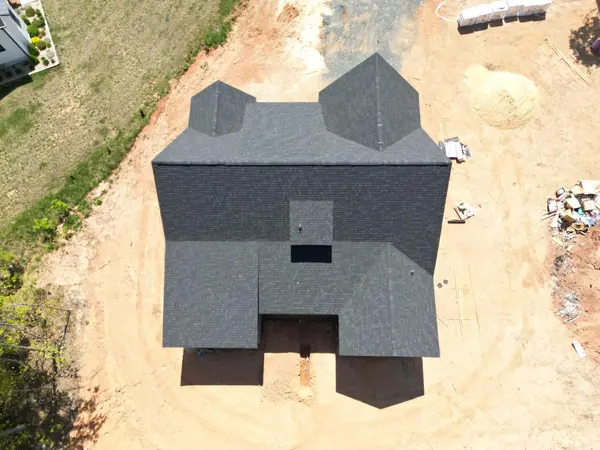 16 Somerset DR, Appomattox, VA 24522