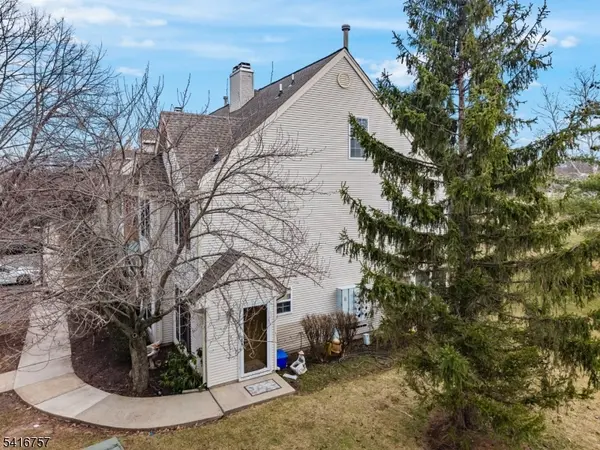 25 Colleen Ct, South Brunswick Twp., NJ 08824