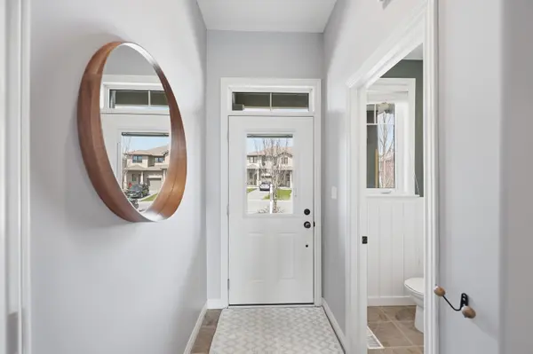 118 SIMURDA CT, Loyalist, ON K7N 1Y7