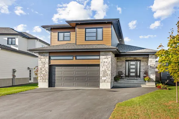 204 Hybrid ST, Russell, ON K0A 1W0