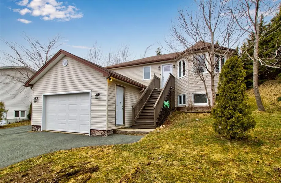 54 Indian Meal Line, Torbay, NL A1K 1B4