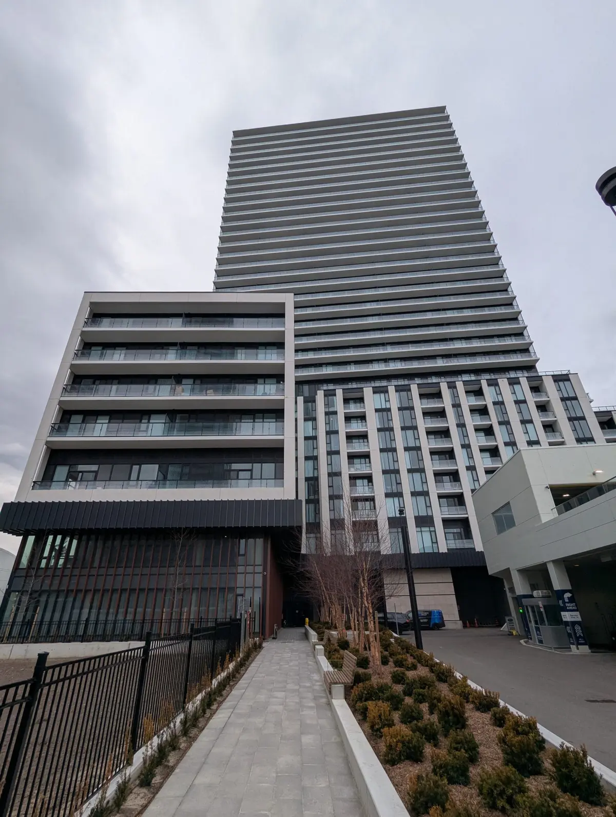 5858 Yonge ST #2412, Toronto C07, ON M2M 0C6