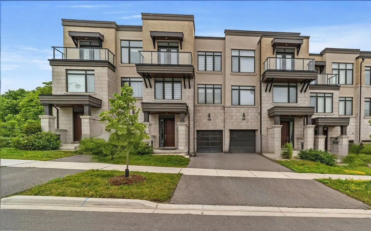 604 Marc Santi BLVD, Vaughan, ON L6A 4Z8