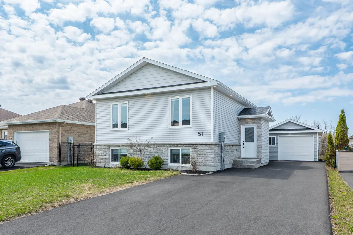 51 Forestdale CRES, Cornwall, ON K6K 1M1