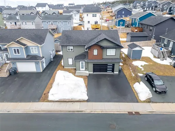 89 Pollux Drive, Mount Pearl, NL A1N 0E8