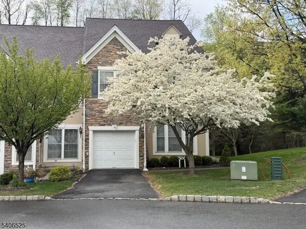 18 Birchwood Ln, North Haledon Boro, NJ 07508