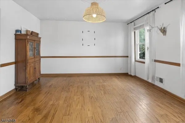 5 Fisher Ct, East Amwell Twp., NJ 08551