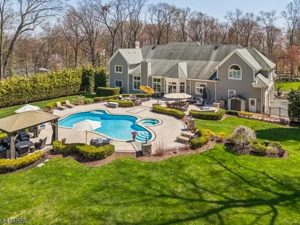 55 DEER RUN, Watchung Boro, NJ 07069