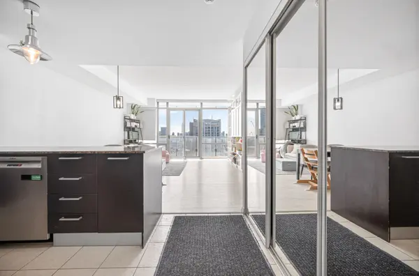 38 Grenville ST #4404, Toronto C01, ON M4Y 1A5