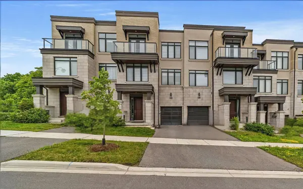 604 Marc Santi BLVD, Vaughan, ON L6A 4Z8