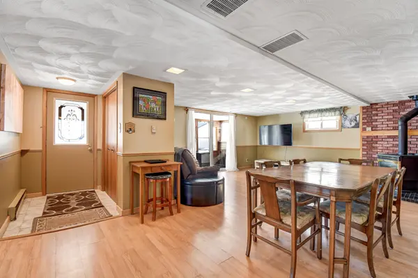 15 Cryderman CT, Faraday, ON K0L 1C0