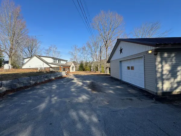 15 Cryderman CT, Faraday, ON K0L 1C0