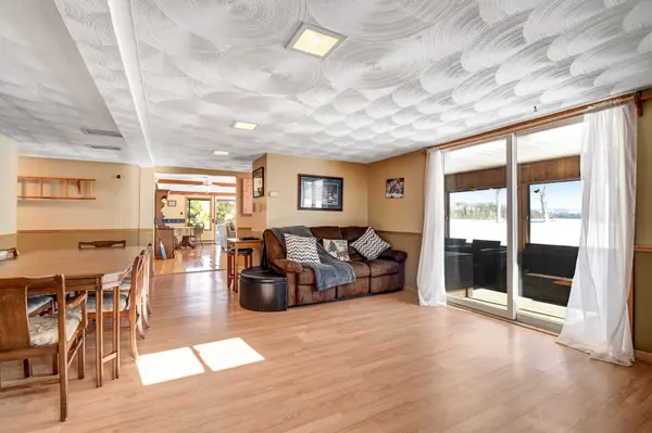 15 Cryderman CT, Faraday, ON K0L 1C0