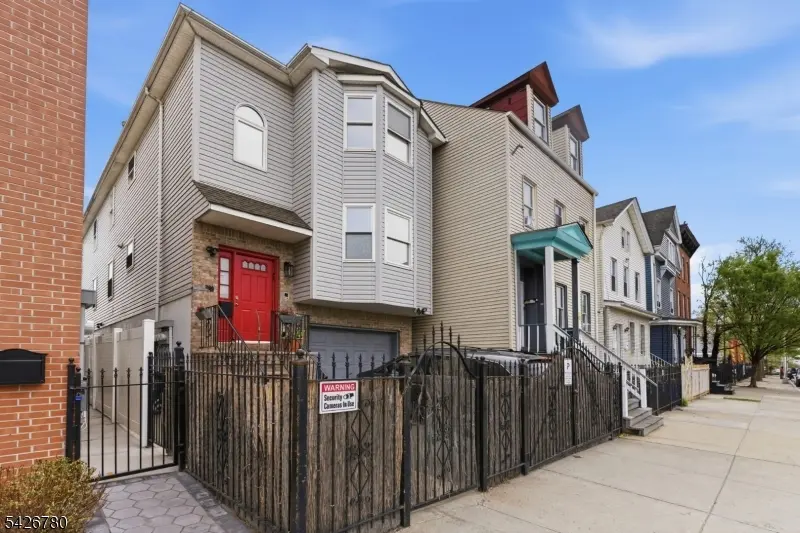 286 Mayor Gibson, Newark City, NJ 07104