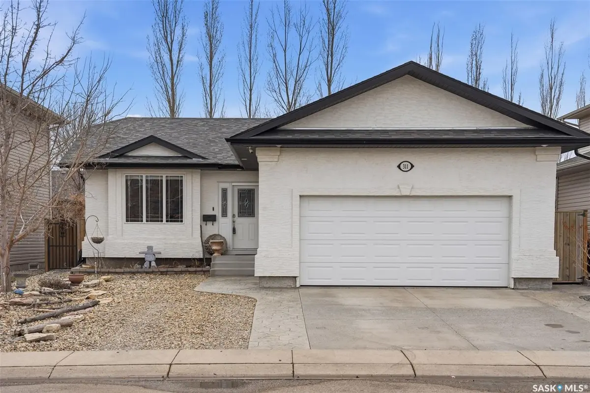 311 McKague CRESCENT, Saskatoon, SK S7R 0A9