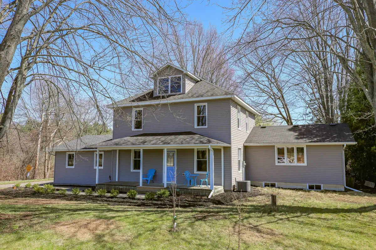 1379 County Road 2 RD W, Elizabethtown-kitley, ON K6V 7C5