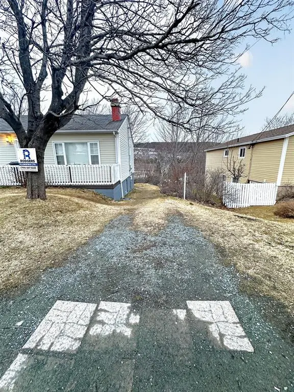 180 Park Avenue, Mount Pearl, NL A1N 1K8