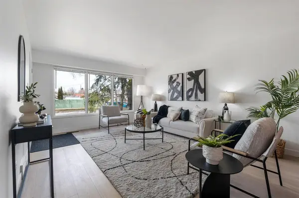 402 Yale AVE, Winnipeg, MB R2C 0J5