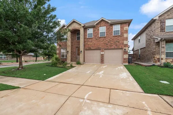 2128 Valley Forge Trail, Fort Worth, TX 76177
